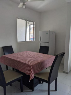 Habitación privada/WiFi/Estacionamiero